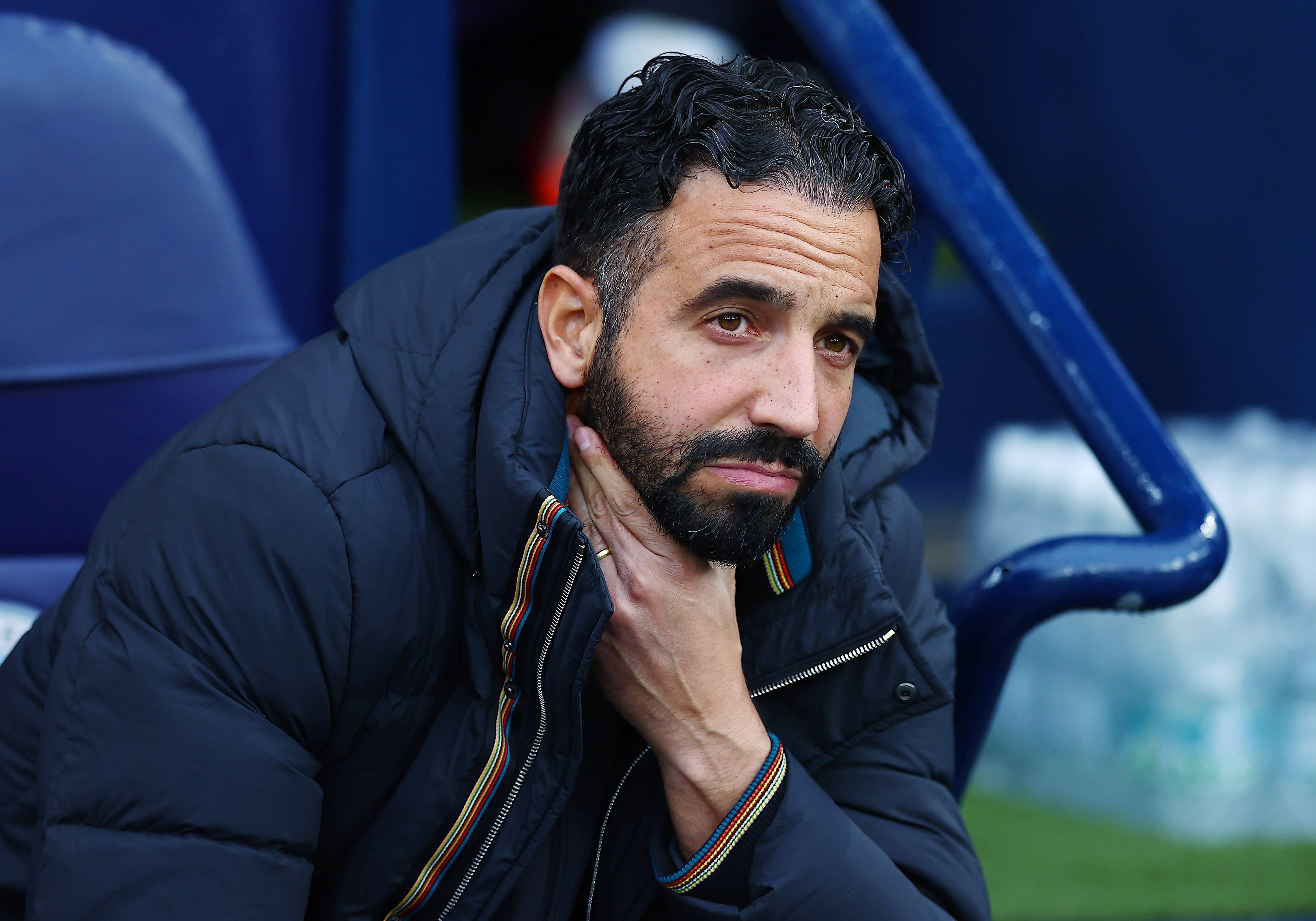 皇冠信用网在线开户_是谁？泰晤士：部分曼联球员因未出场恼火皇冠信用网在线开户，对阿莫林固执态度不满