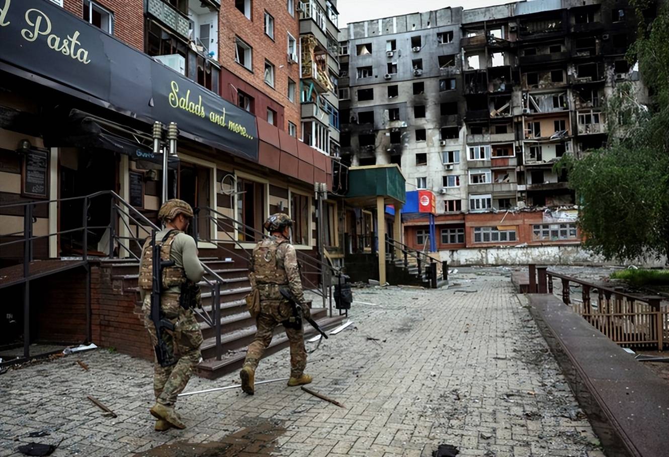 皇冠信用网足球代理_泽连斯基终于下达撤退命令皇冠信用网足球代理，赢家不是俄罗斯，也不是乌克兰