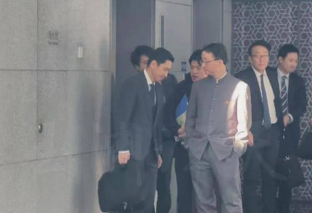 正版皇冠信用盘开户_高市早苗启程飞赴G20正版皇冠信用盘开户，日媒疯炒中日接触，碰瓷外交算计昭然若揭